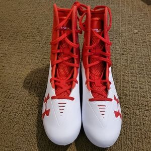 New Under Armour Highlight Select MC Football Clea